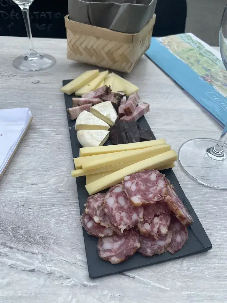 Tucker Netherton_Les 11 Terres_Epesses_recensione