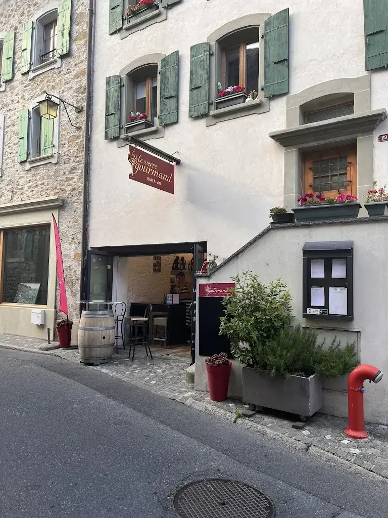 Nathalie OYoga_Le Verre Gourmand - Dégustation de vins_Epesses_review