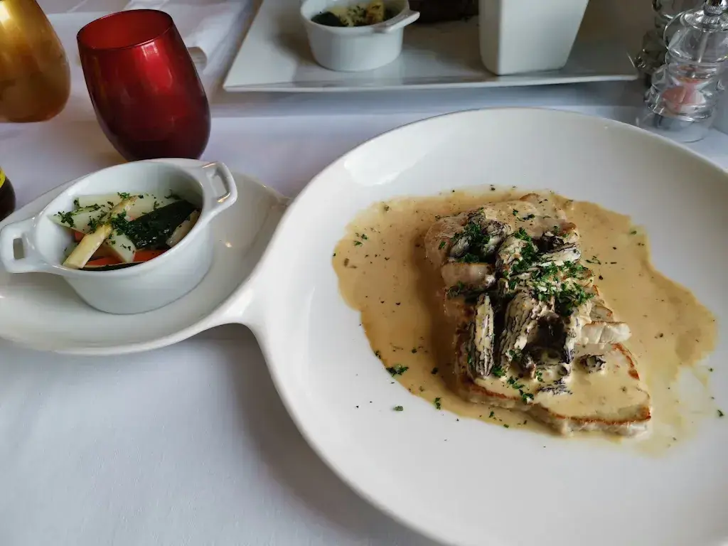 Oriane M_Restaurant du Lac de Bret_Puidoux_review