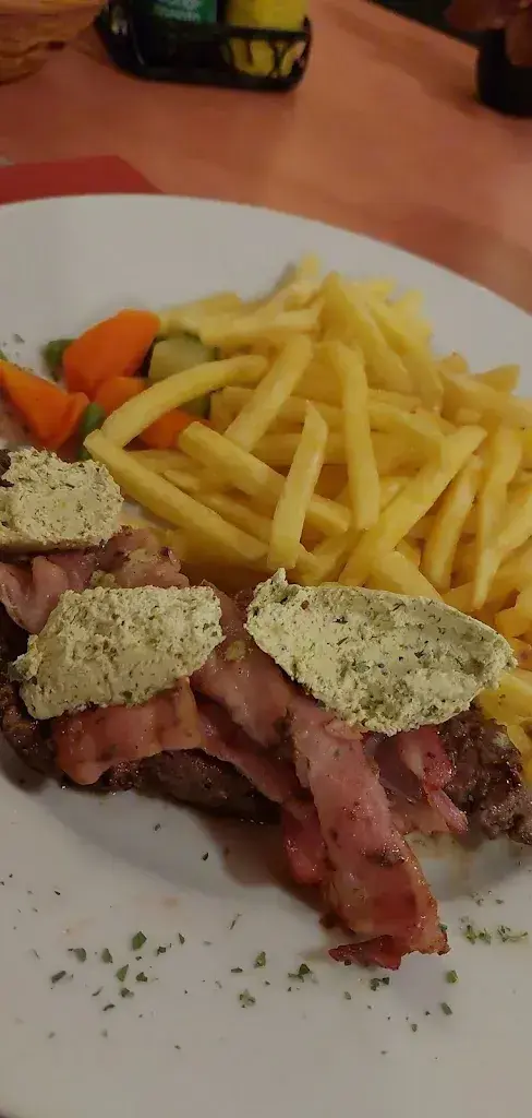 Menu_Restaurant du Chasseur_Mollie Margot_image_7