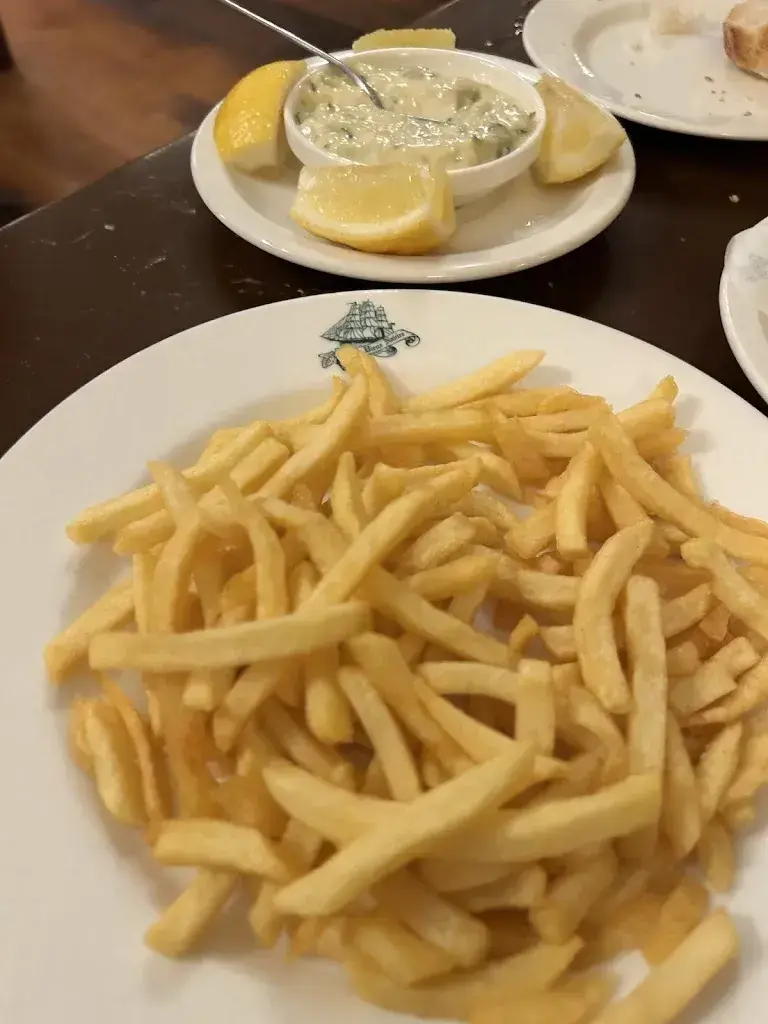 Kayman_Au Vieux Navire_Buchillon_review