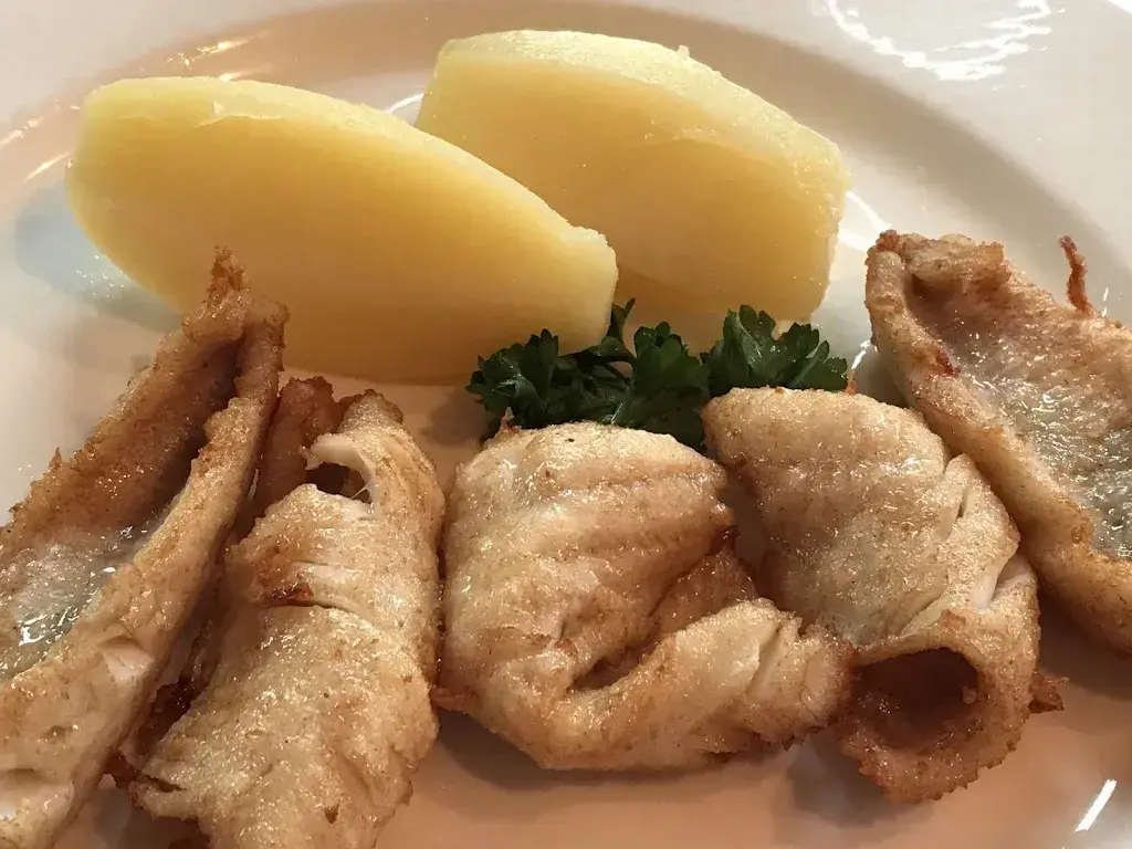 Professor STEPHANE PIERRE ALAIN BORDAS_Au Vieux Navire_Buchillon_review