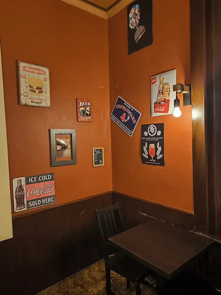 L V_Chez Riggs_Colombier_review