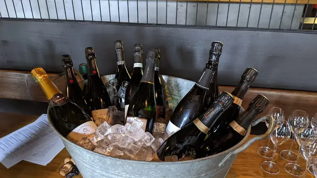 Feiss & Heimlich, Pub & so._Langenthal_slider_image_2