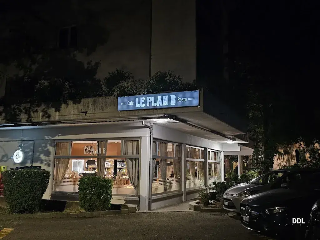 Argjenta Destani_Café-Resto Le Plan B_Denges_review