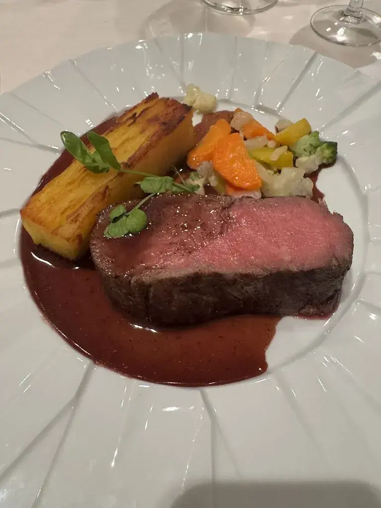 H S_Le Pavois_Morges_review