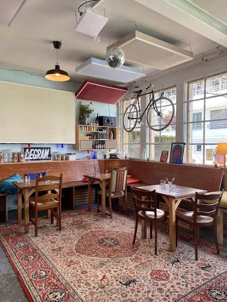 Evelyn C._LEGRAM_Renens_avis