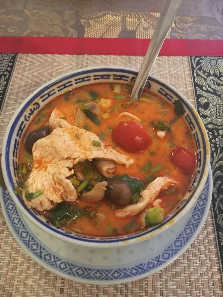 José Márquez_Mỹ phẩm Quỳnh Phượng_Renens_review