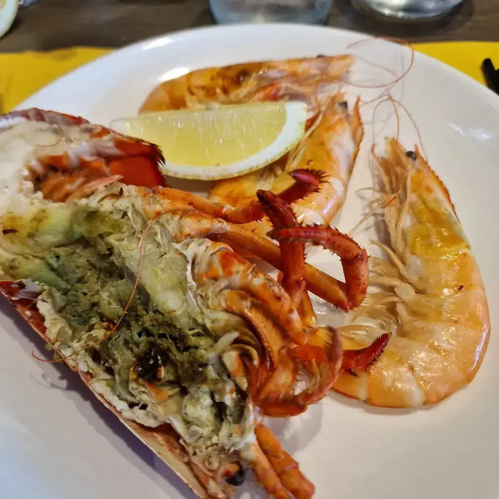 Daniel Hartmeier_Les grands buffets_Etoy_review