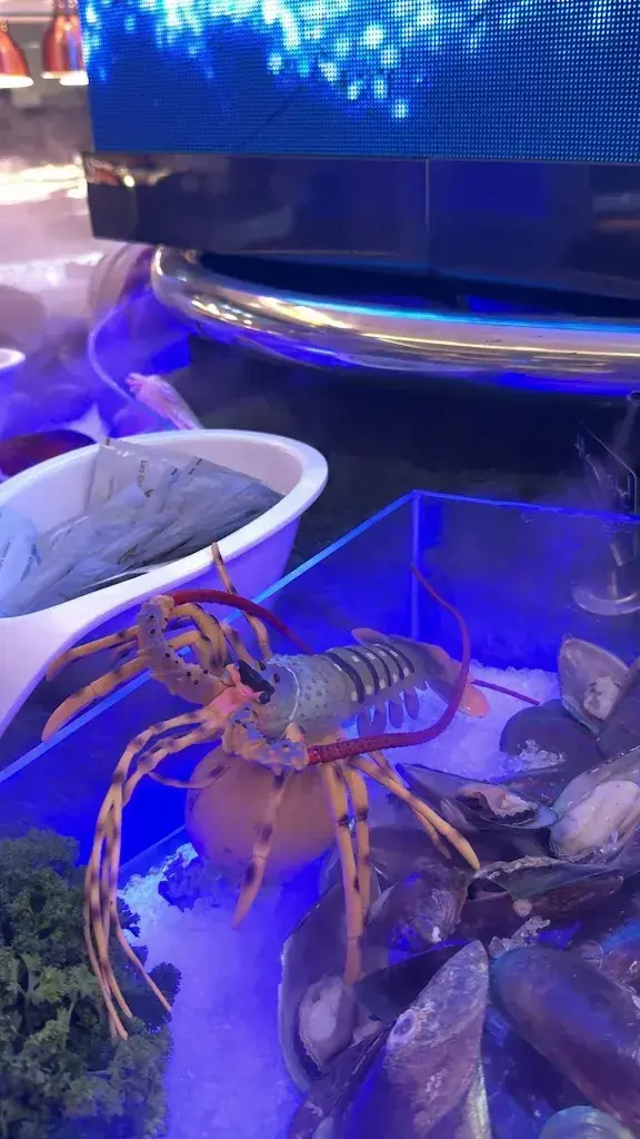 SIRI_Les grands buffets_Etoy_review