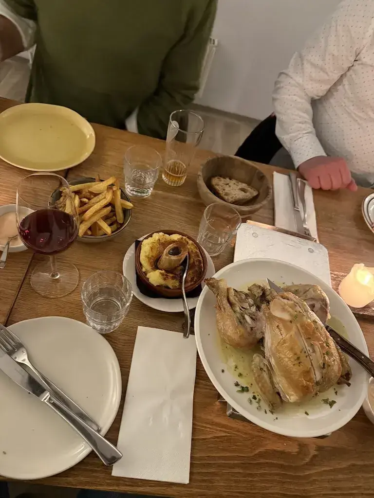 Karan Afshar_Le Café de Chavannes_Chavannes-près-Renens_review