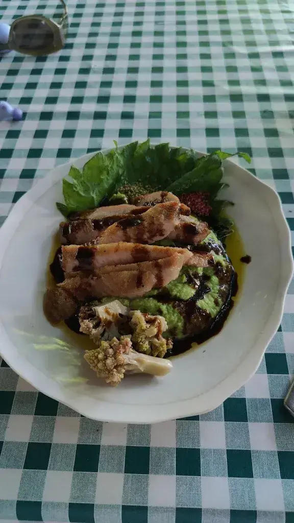 Julia Wartmann_Le Café de Chavannes_Chavannes-près-Renens_review