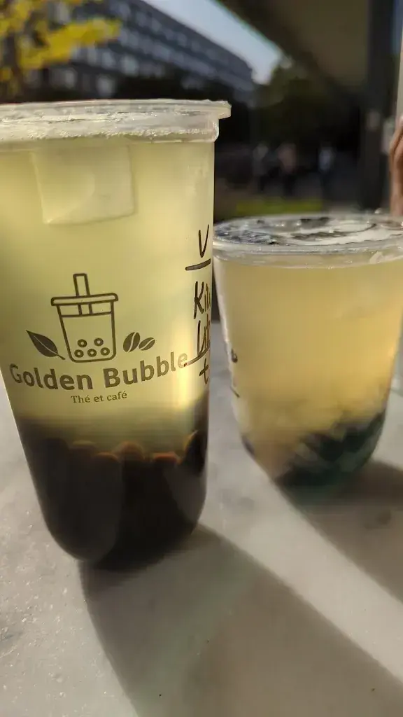 Cédric M._Golden bubble_Chavannes-près-Renens_Bewertung