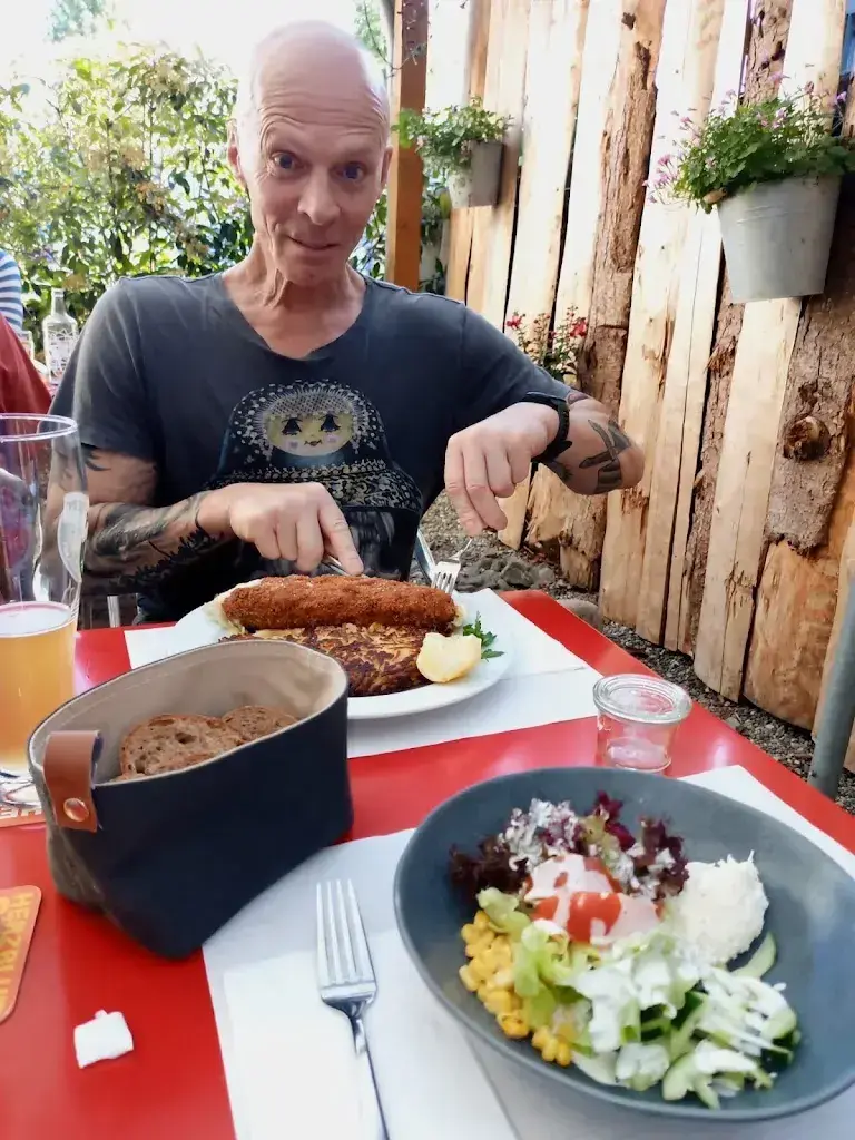 John Bye_Schützengarten_Allschwil_review