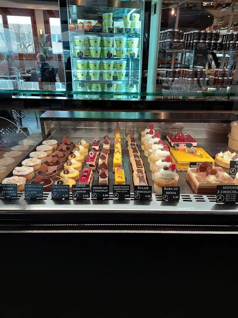 Linh Ta Phuong_Jacot&Isabel Boulangerie-Pâtisserie-Chocolaterie_Lonay_avis