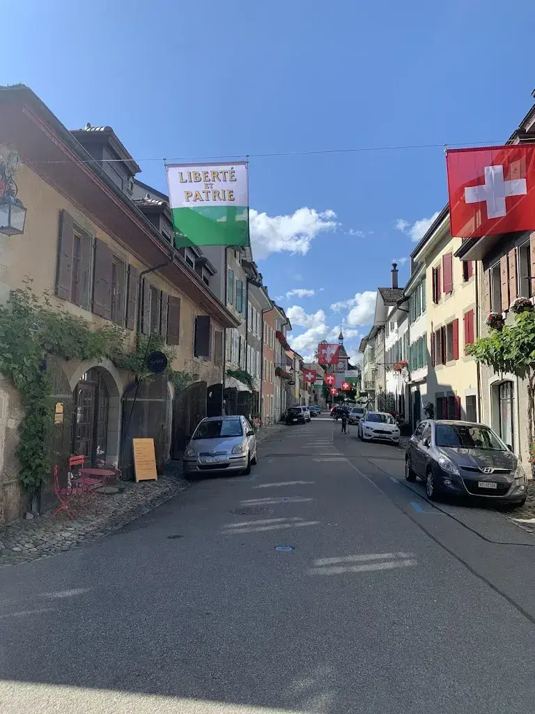 Paulo Serra_Le Vieux Bourg_Saint-Prex_review