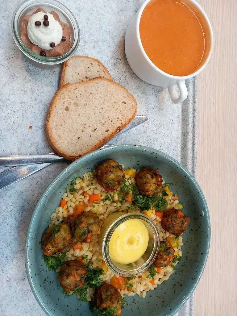 FoodLab Alpine Restaurant in Ecublens