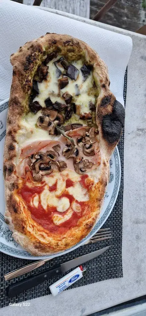 Menu_Pizzeria et friture soleil et napples_Ecublens_image_7