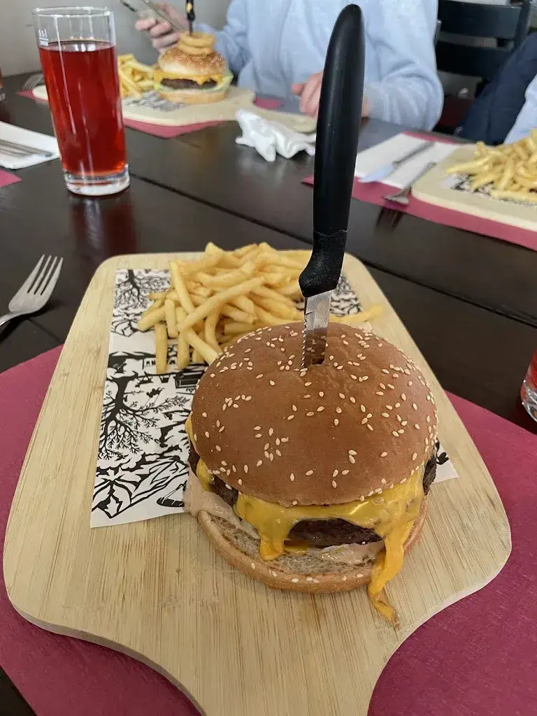 Maria Duarte Simao_Restaurant Hufeisen_Roggwil_avis