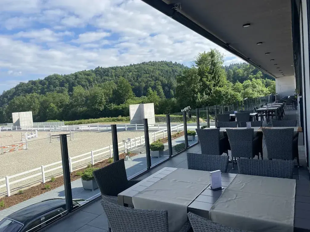 Restaurant Hufeisen_Roggwil_slider_image_1