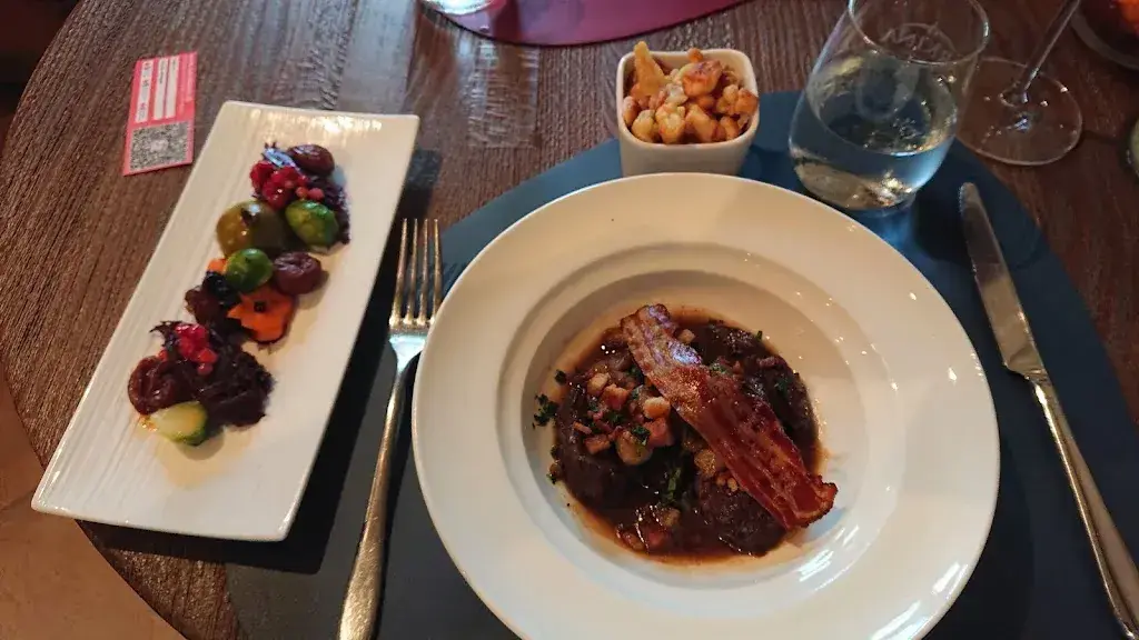 Barefoot Centipede_Auberge communale la Croix d'Or_Yens_avis