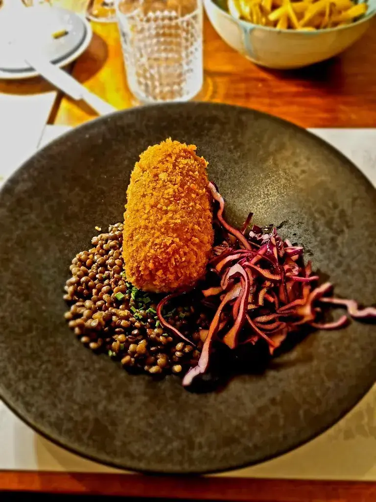 Kathe Michel_Restaurant de la Poste_Ropraz_reseña