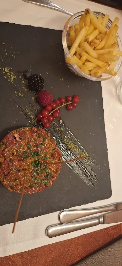 Jelena Magnin_Auberge le St-Sulpice_Saint-Sulpice_review