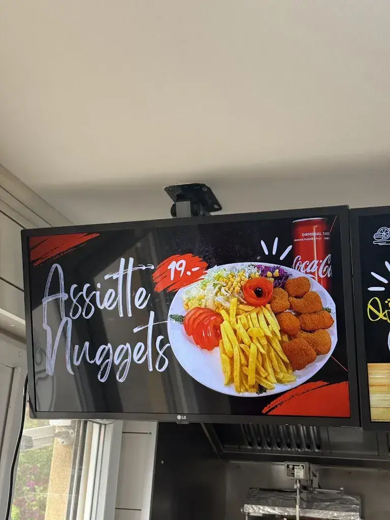 Menu_Le dépanneur_Dompierre_immagine_3