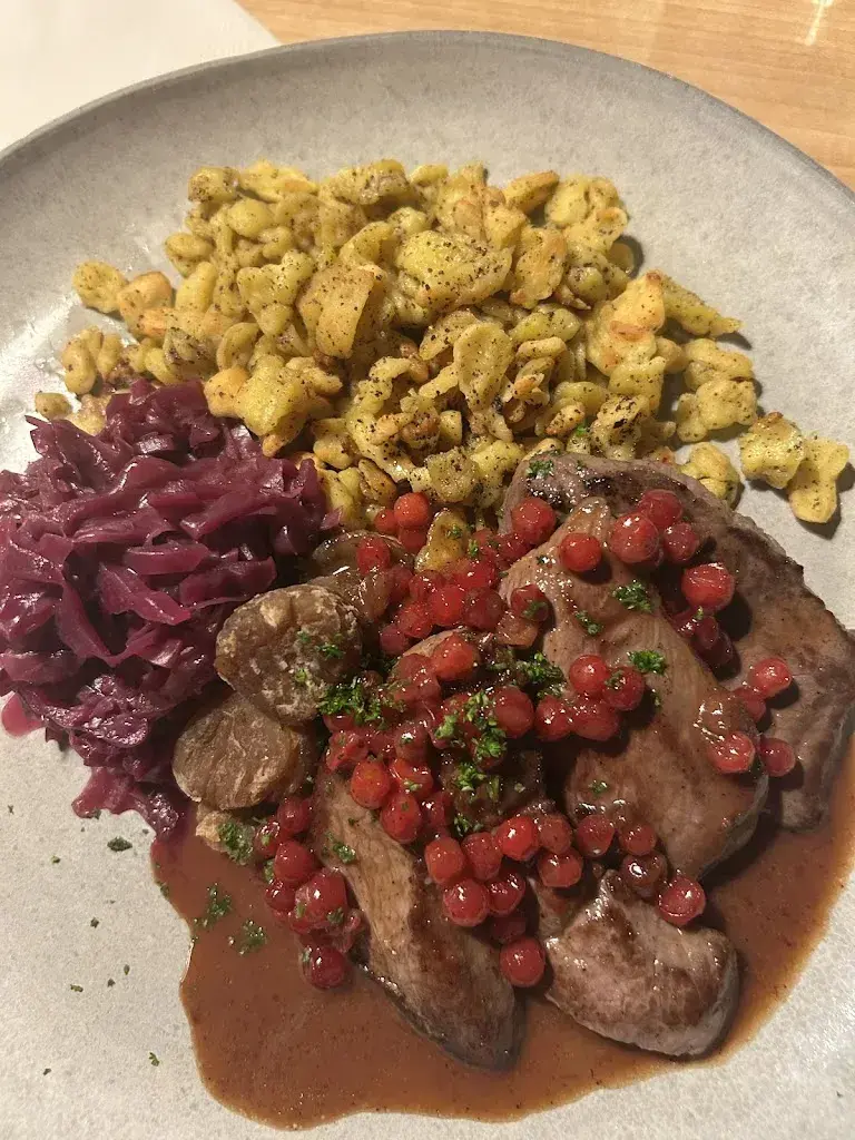 Julia Ann Nigg_Restaurant und Kulturbeiz Sternen_Rüti_review