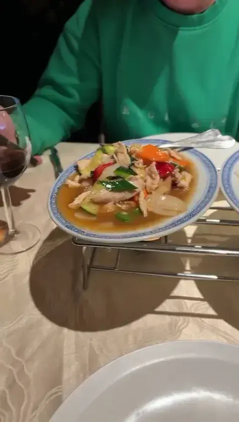 bryan bernard_Restaurant le Chaudron Chez Chen_Moudon_avis