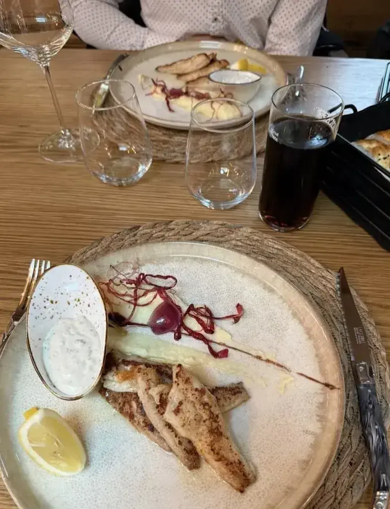 Andre Ventura_Café St-Michel 4_Moudon_review