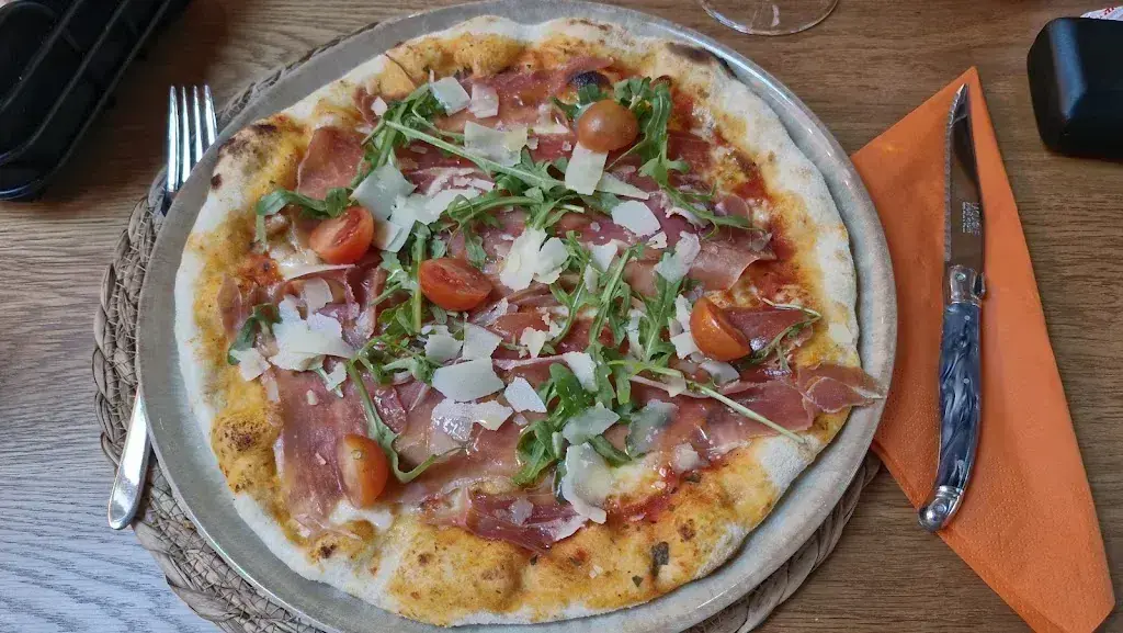 Markus Horvath_Café St-Michel 4_Moudon_review