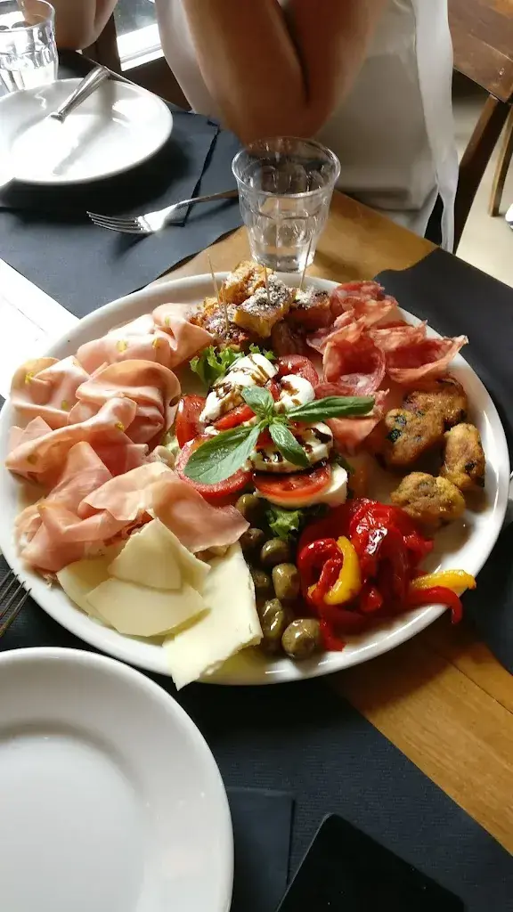 Menu_Amici miei_Rüti_immagine_3