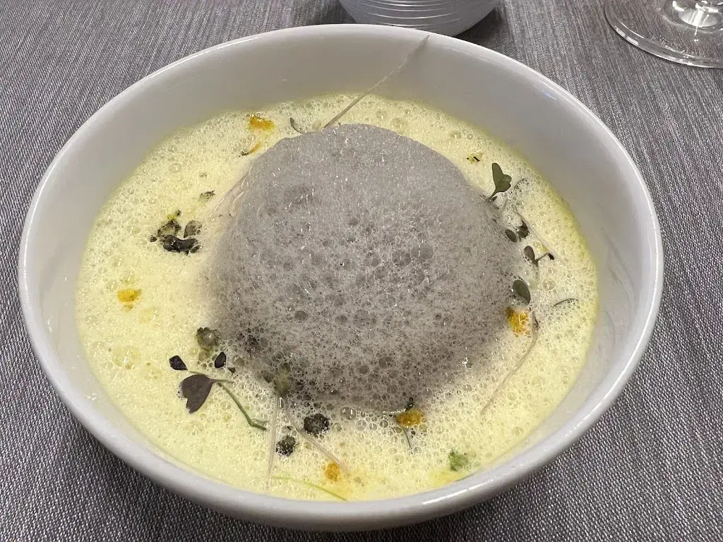 X H _Hôtel de la Gare_Lucens_review