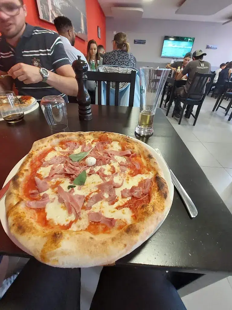 Menü_Vesuvio Pizza Da Massimo_Lucens_Bild_5