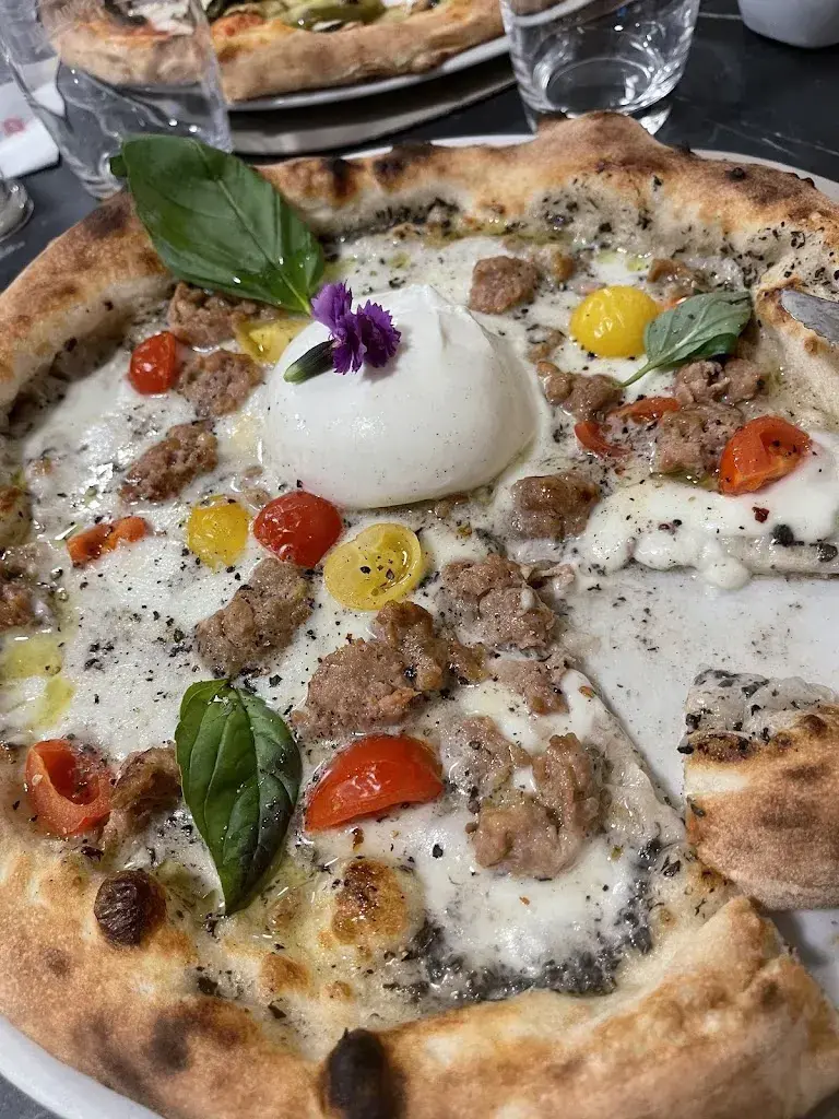 Vincent El Bama_Vesuvio Pizza Da Massimo_Lucens_Bewertung