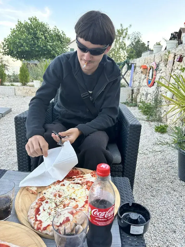 Le Z_Maelav Pizza_Arzier-Le Muids_reseña