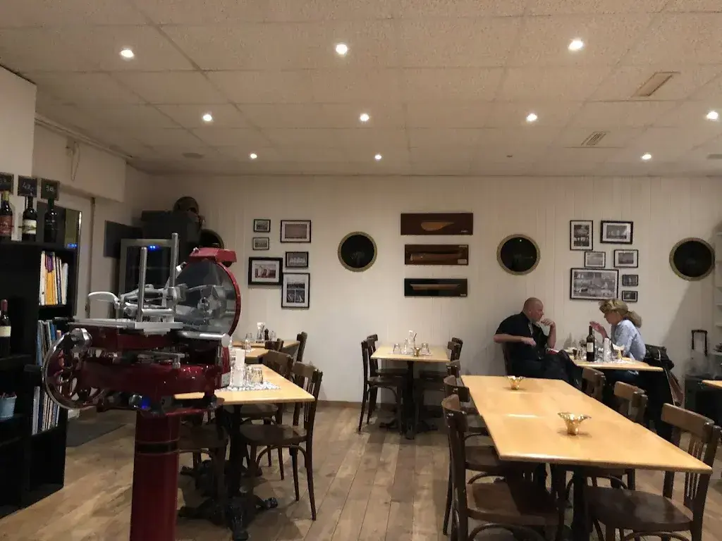 Mic_Restaurant La Nautique_Nyon_review