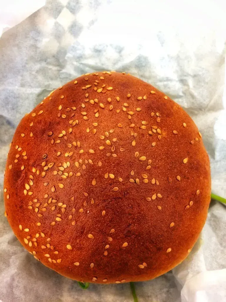 Adithya Sarma_Rando Burger Restaurant_Saint-Cergue_review