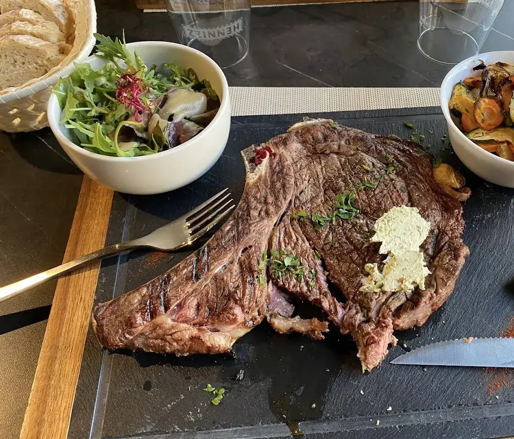 Adam Aspinall_Le DAG - Restaurant & Café_Saint-Cergue_review