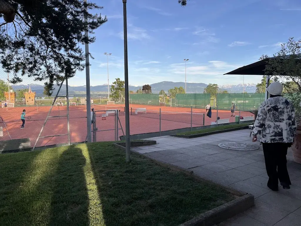 Nasser Akeel_Restaurant du Centre Sportif de Founex_Founex_review