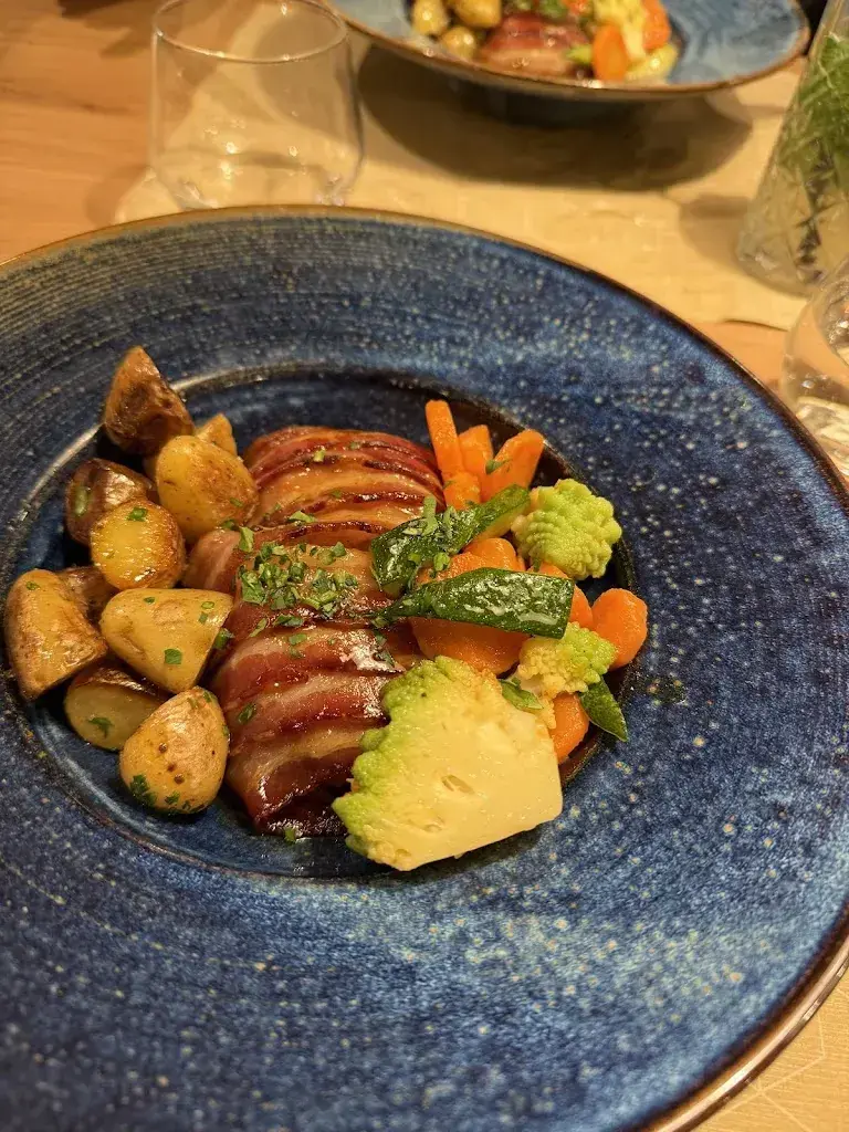 Menu_HVGGE Place | Restaurant, Events & Rooftop Founex_Founex_image_9