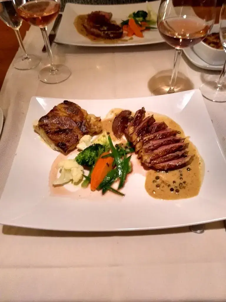 Menu_Au Sapin – Café-Restaurant à Givrins_Givrins_image_4