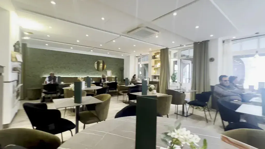 Eric D_Côté jardin Coppet / Guillaume Bichet_Coppet_avis