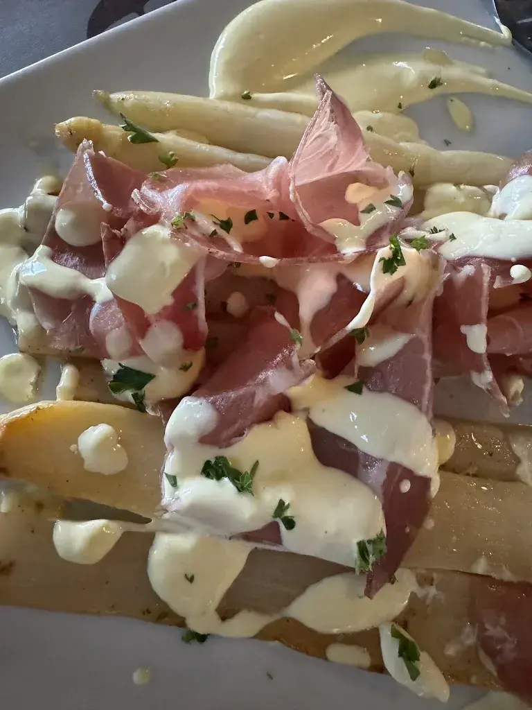 Sabine Eijsermans_Restaurant Malian _Duillier_recensione