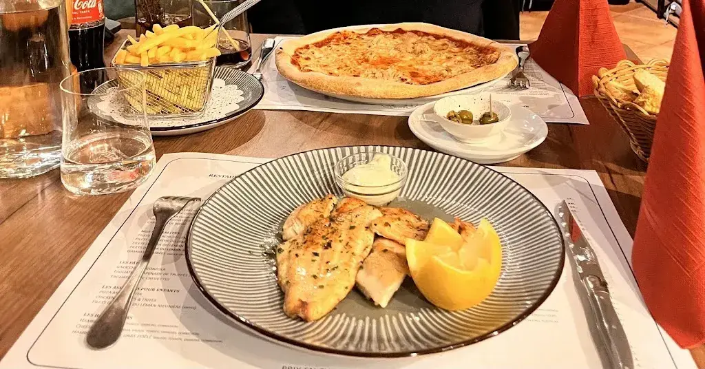 Ellie Kwok_La Muraille_Nyon_review