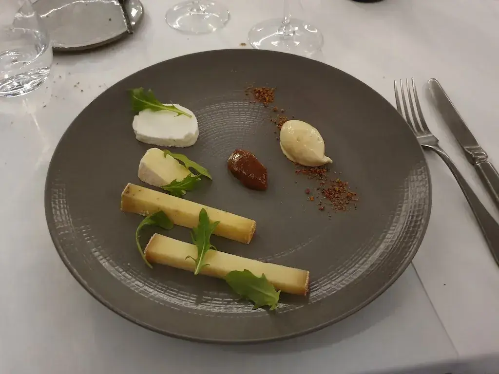 Menu_Auberge de la Tour_Trélex_immagine_8