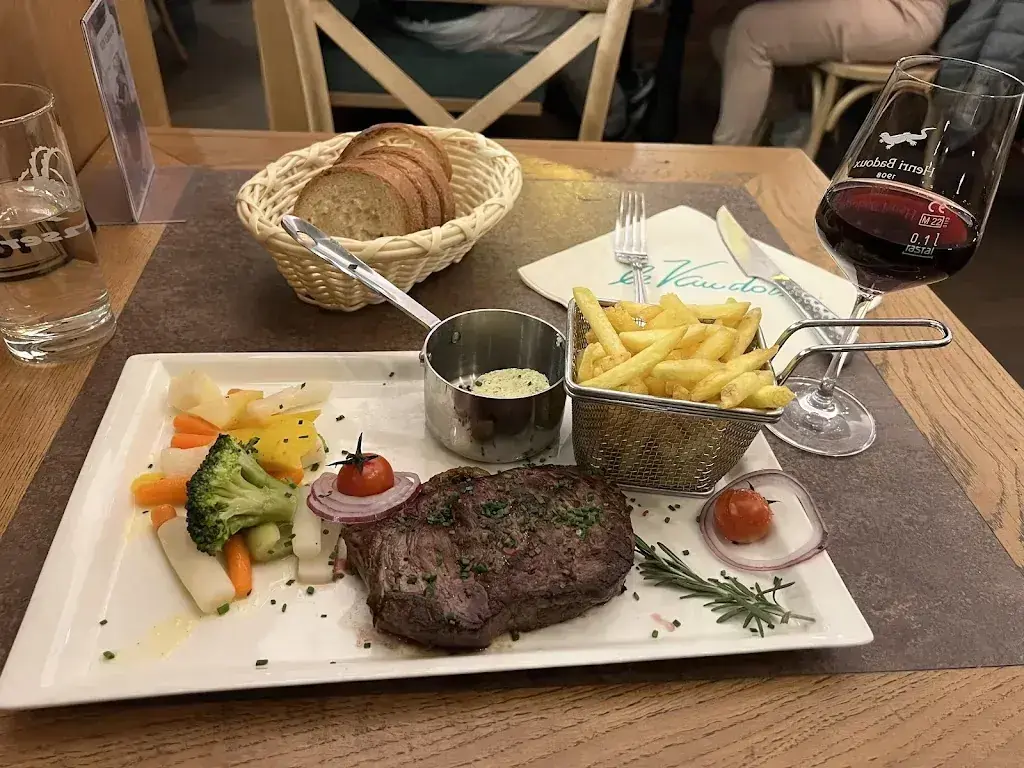 Chen CUI_Restaurant - Brasserie Le Vaudois_Lausanne_review