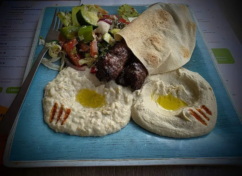 asim ahmed_Street Beirut - Nyon_Nyon_review