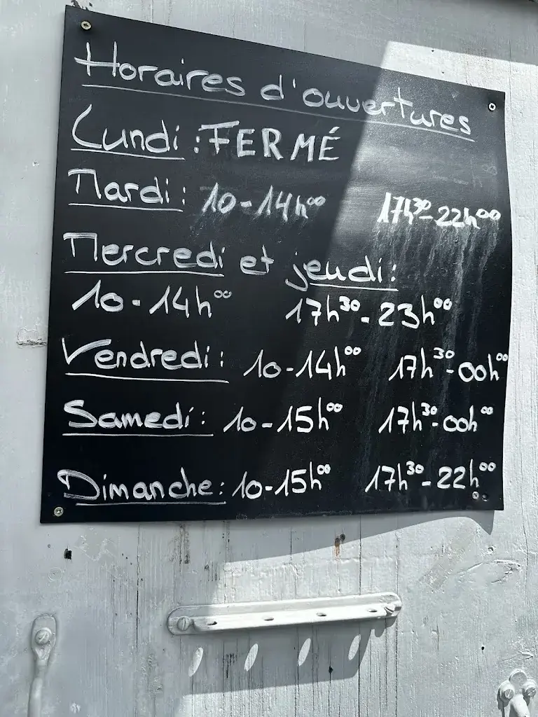 Alessandro Baravelli_L'auberge_Baulmes_recensione